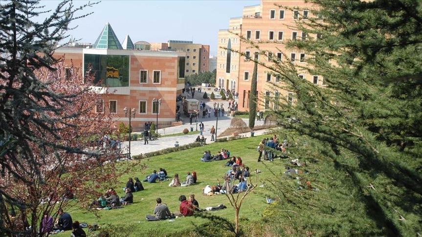 Türkiye, alanlarda kaliteyi artırmak için üniversitenin kabullerini sınırlar