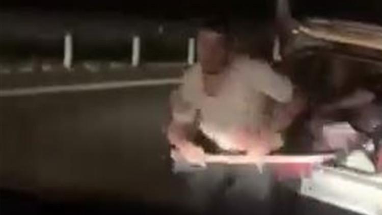 Önü Kestikleri Otomobilin Sürüküre