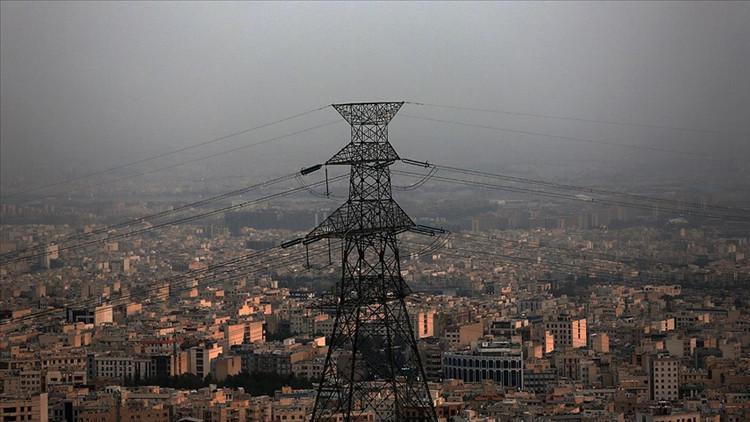 Tahran'da 100'den fazla kurumun elektriği kesildi