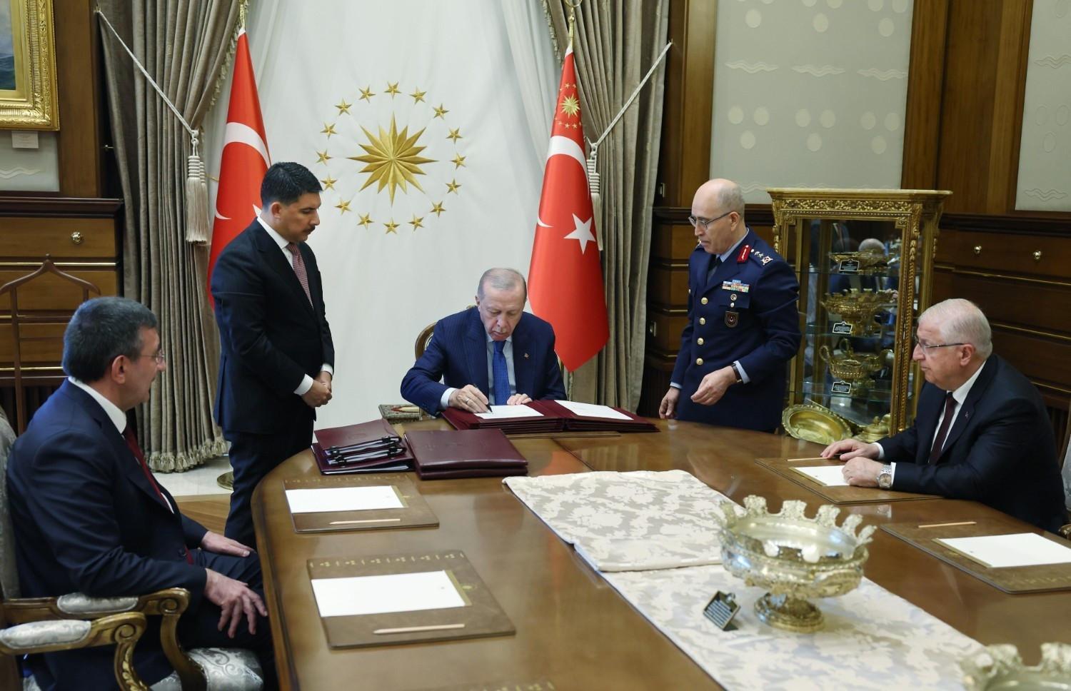 Türkiye, Yüce Askeri Konsey toplantısında en iyi komutanları yeniden düzenledi