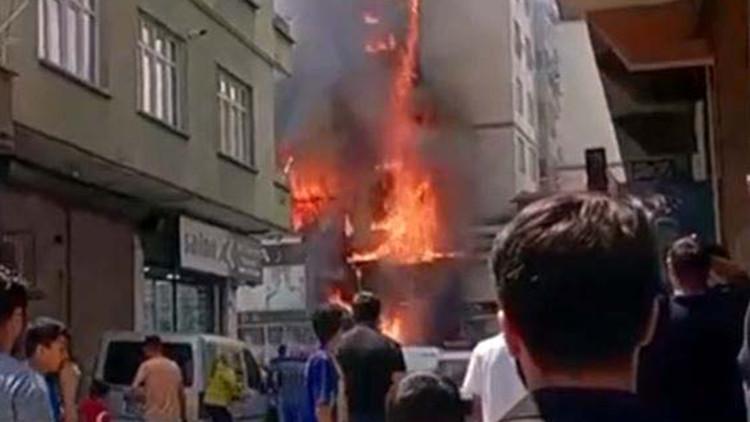 Gaziantep’in 5 Katli Binada Yangın
