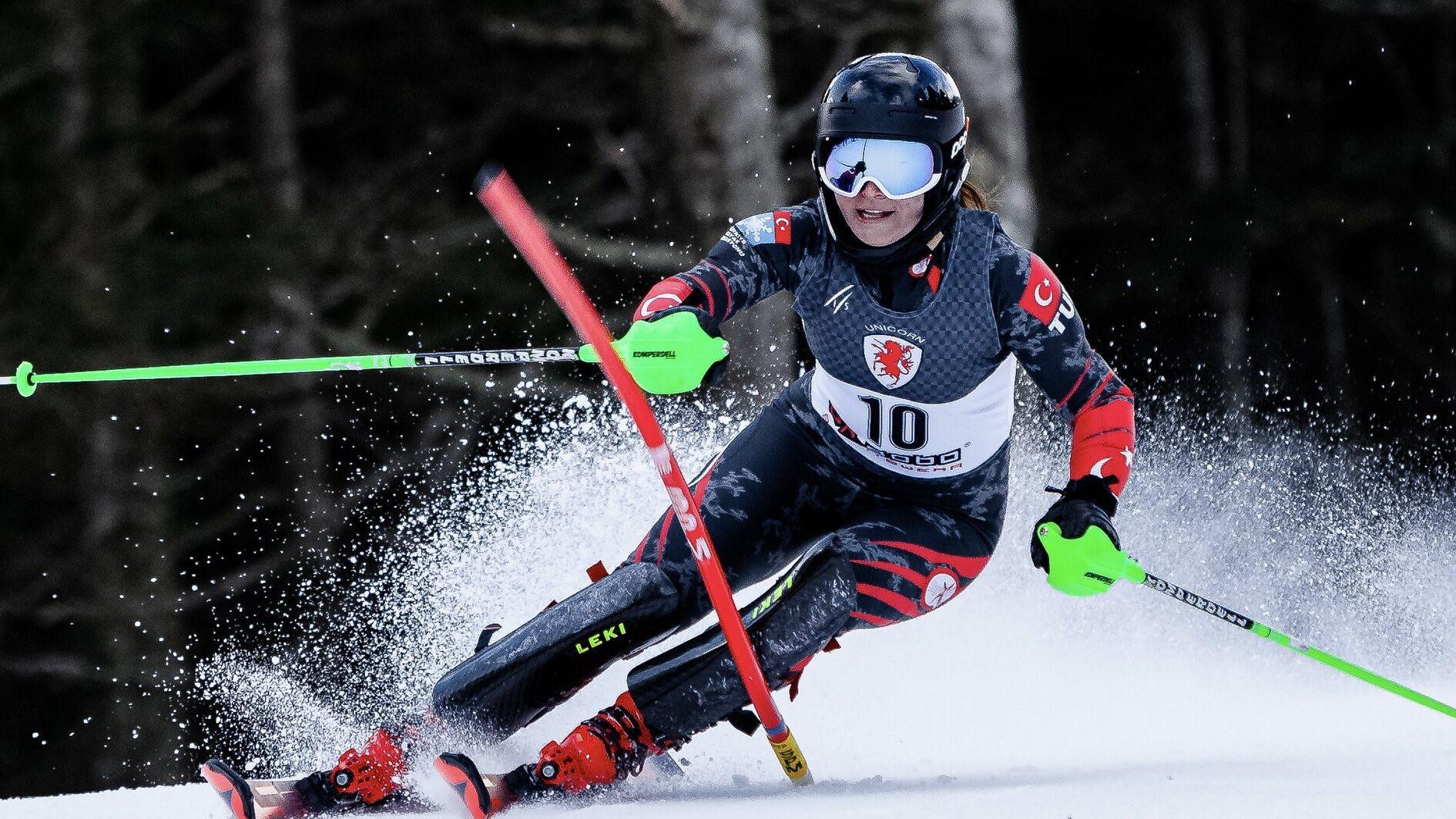 Genç sporcu Türk tarihinde en çok kaplı kayakçı olur