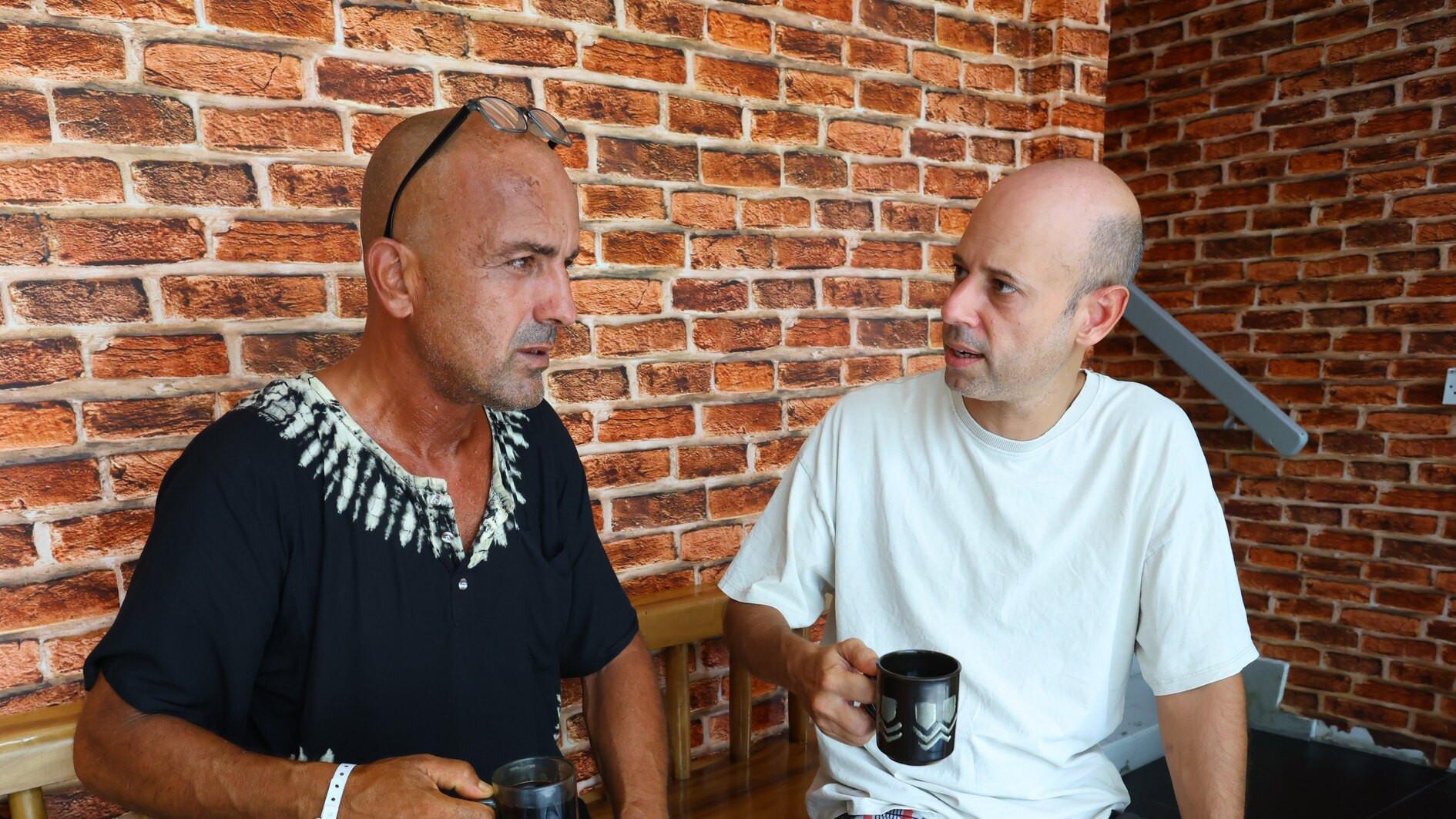 Türk Yüzbaşı, Malezya'dan tekne battıktan sonra denizde 40 saat sonra anlatıyor