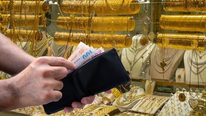 KAPALI ÇARŞI ALTIN FİYATI 16 EKİM 2025 KAPALI ÇARŞI ALTIN FİYATI 16 EKİM 2025