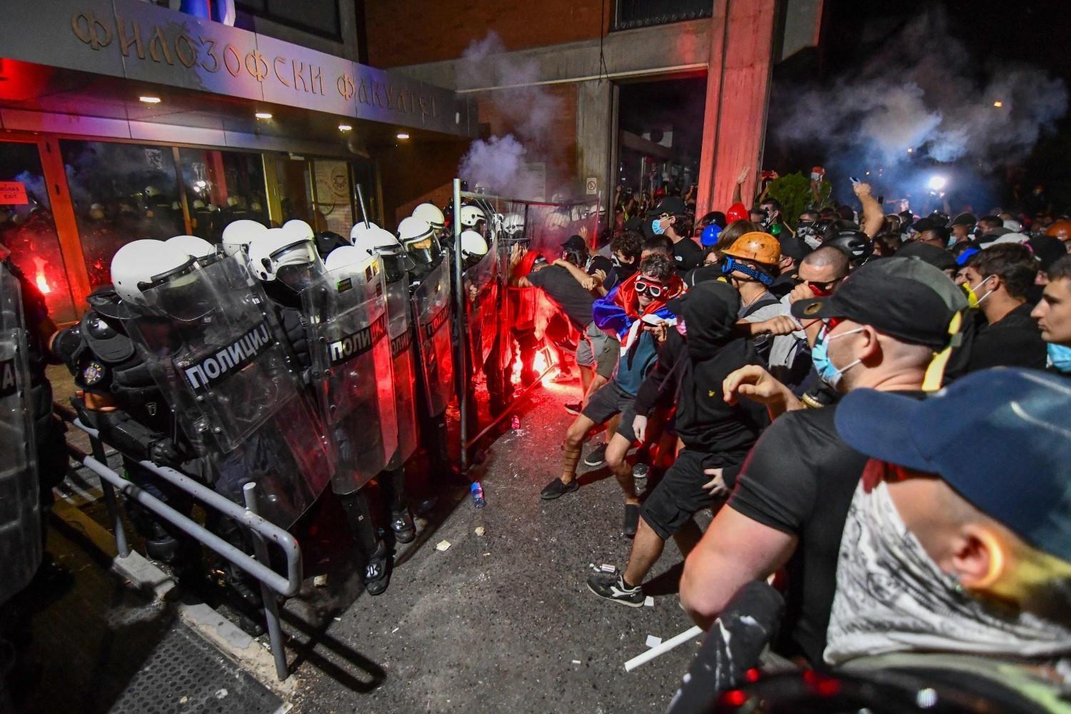 Serbia indicts ex-minister over train station tragedy