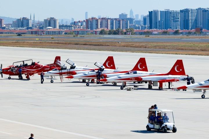 TEKNOFEST kapılarını açtı Dikkat çeken görüntüler