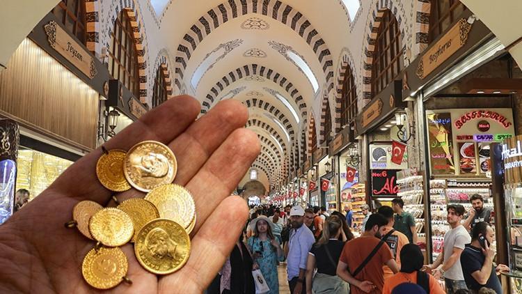 ALTIN FİYATLARI REKOR ÜSTÜNE REKOR KIRIYOR CANLI VE ANLIK GÜNCEL ALTIN FİYATLARI 8 EKİM 2025 ÇARŞAMBA || Bugün 1 gram altın, çeyrek altın, Cumhuriyet altını ve ONS altın alış - satış fiyatı ne kadar Altın fiyatları düşüyor mu, yükseliyor mu İşte Kapalı Çarşı gram altın fiyatları