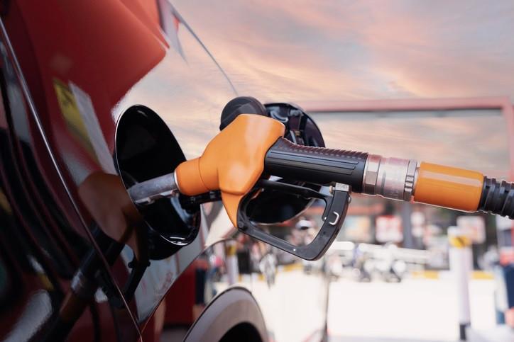 MOTORİNE ZAM NE KADAR YAPILDI MOTORİNE ZAM NE KADAR YAPILDI