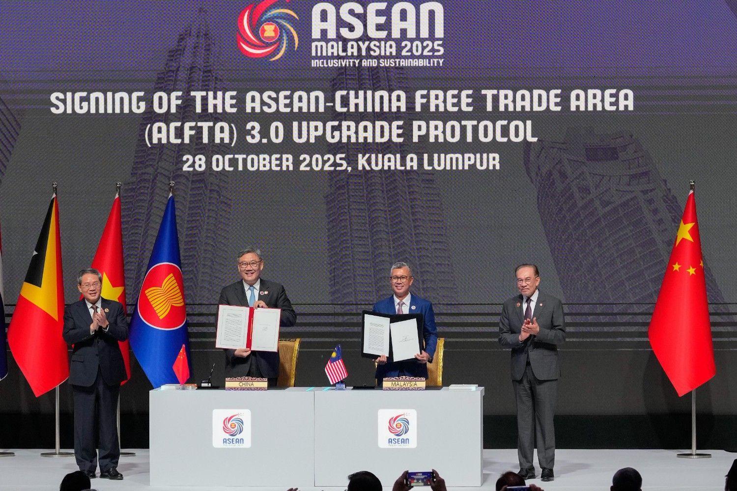 China pitches ASEAN pact as alternative to US protectionism