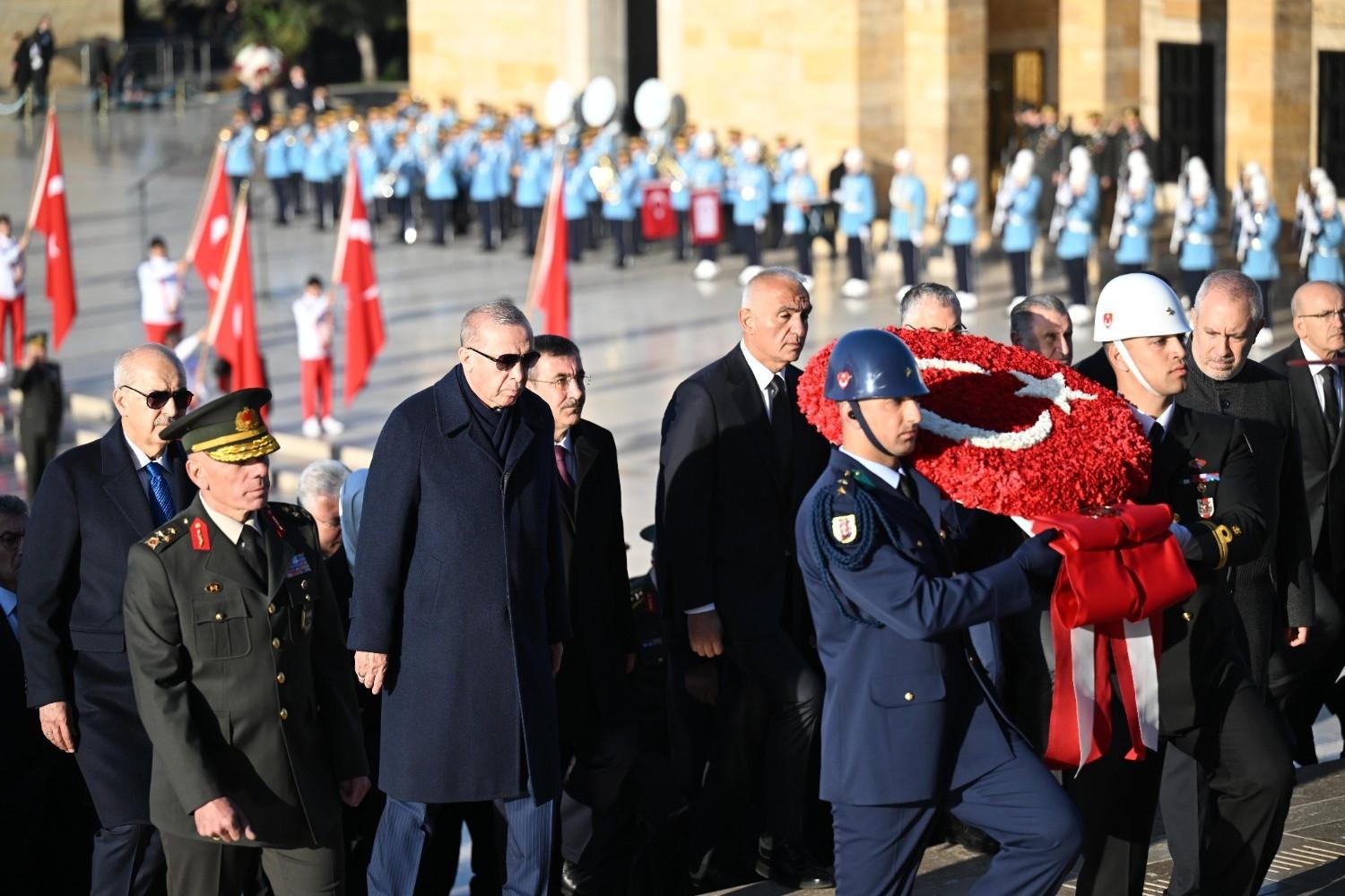 Political leaders honor Atatürk on 87th anniversary of his passing