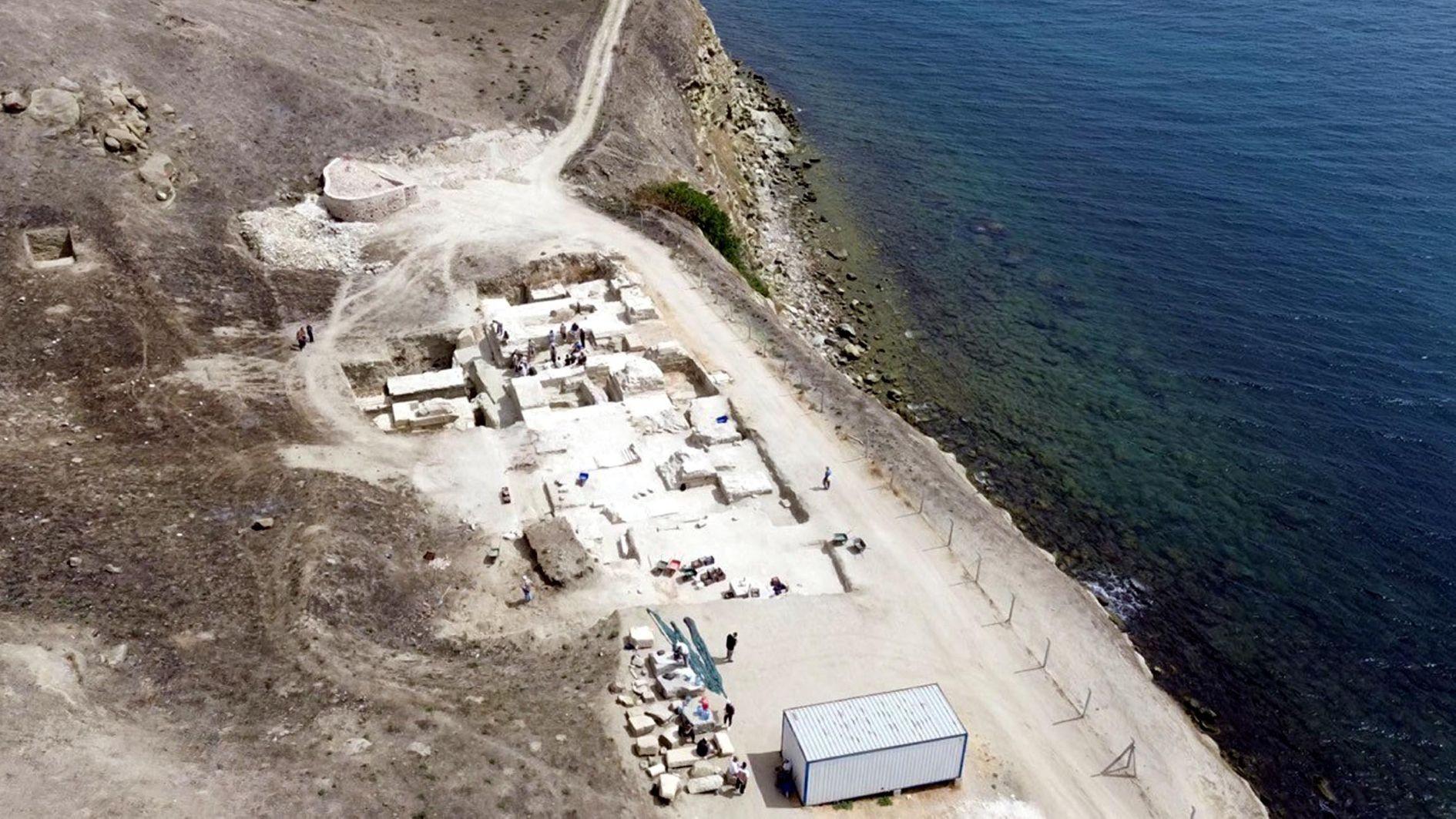 Ancient harbor discovered underwater in Perinthos