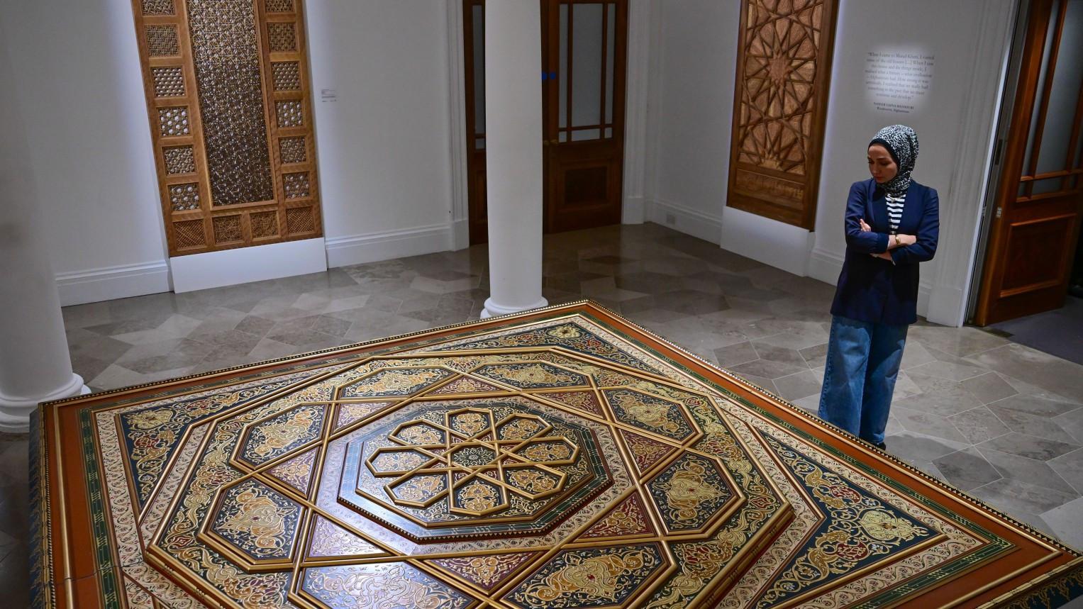 Sotheby’s exhibition celebrates Islamic art