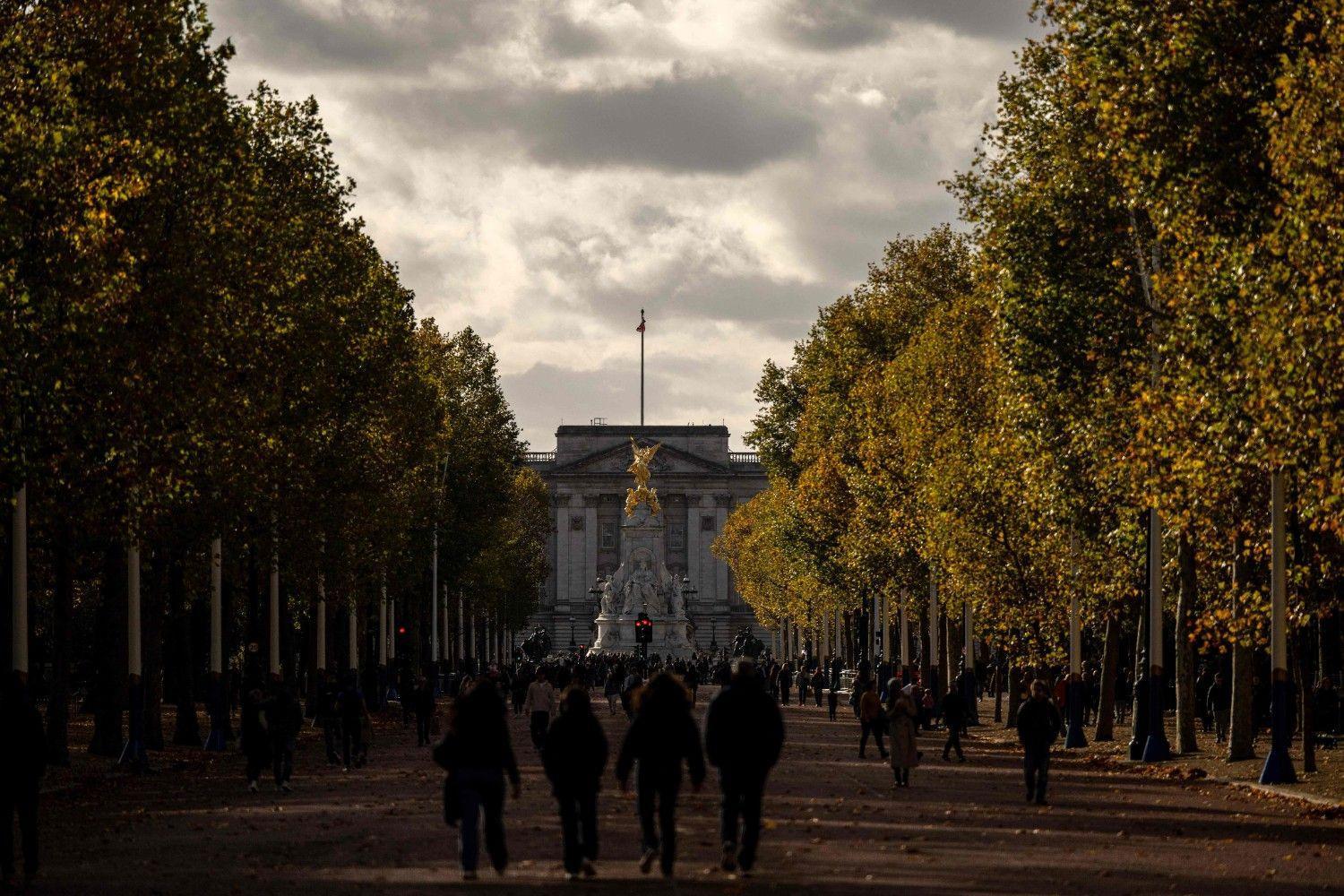 UK economic gloom deepens before budget