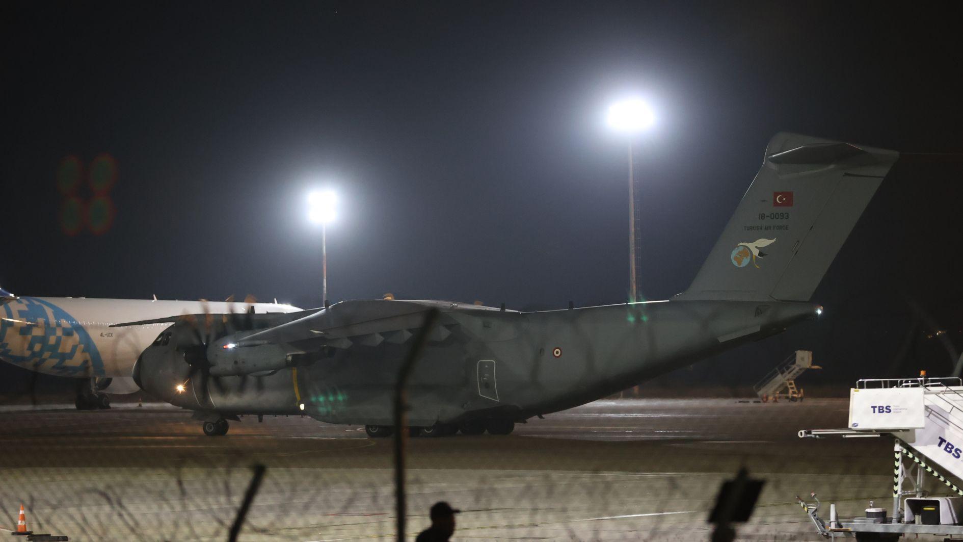 Bodies of 20 soldiers killed in Georgia military plane crash brought to Türkiye