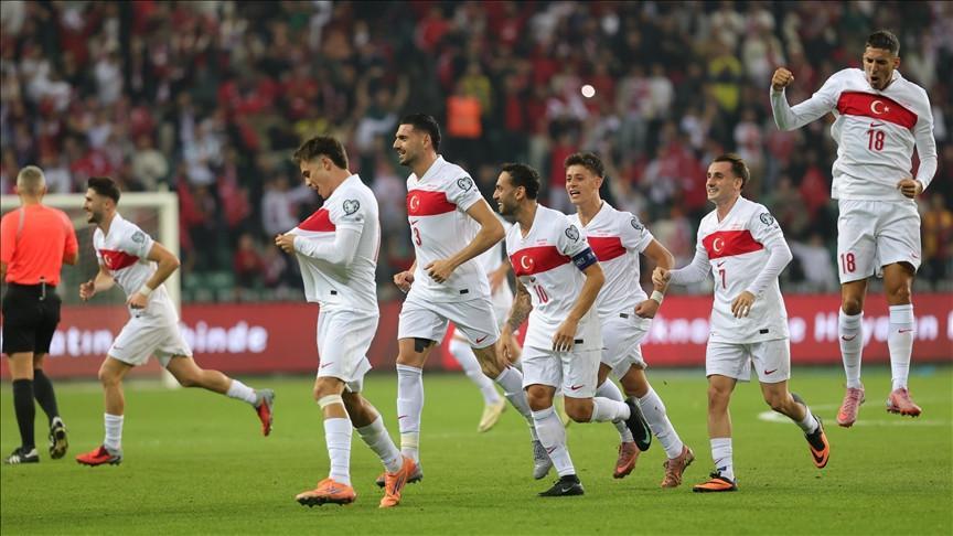 Türkiye seeks to clinch playoff spot against Bulgaria