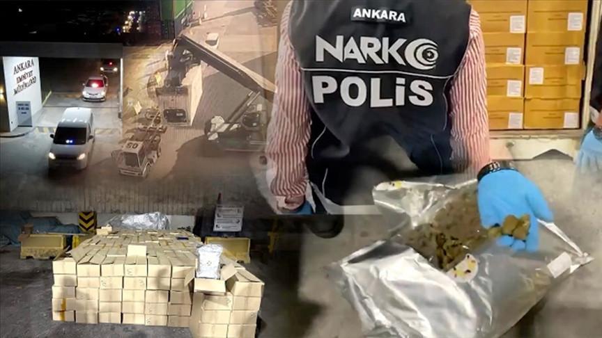 Police seize 1.5 tons of drugs in port raid, hold five suspects