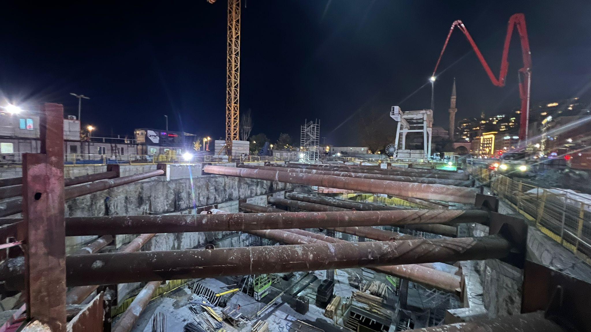 Scaffolding collapse at Istanbul metro construction kills worker