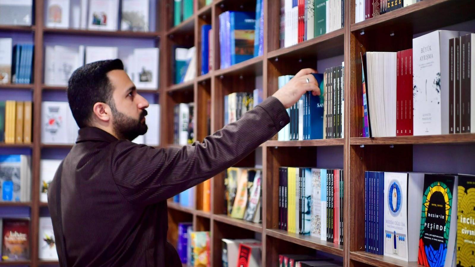 Booksellers’ Street opens in Cağaloğlu