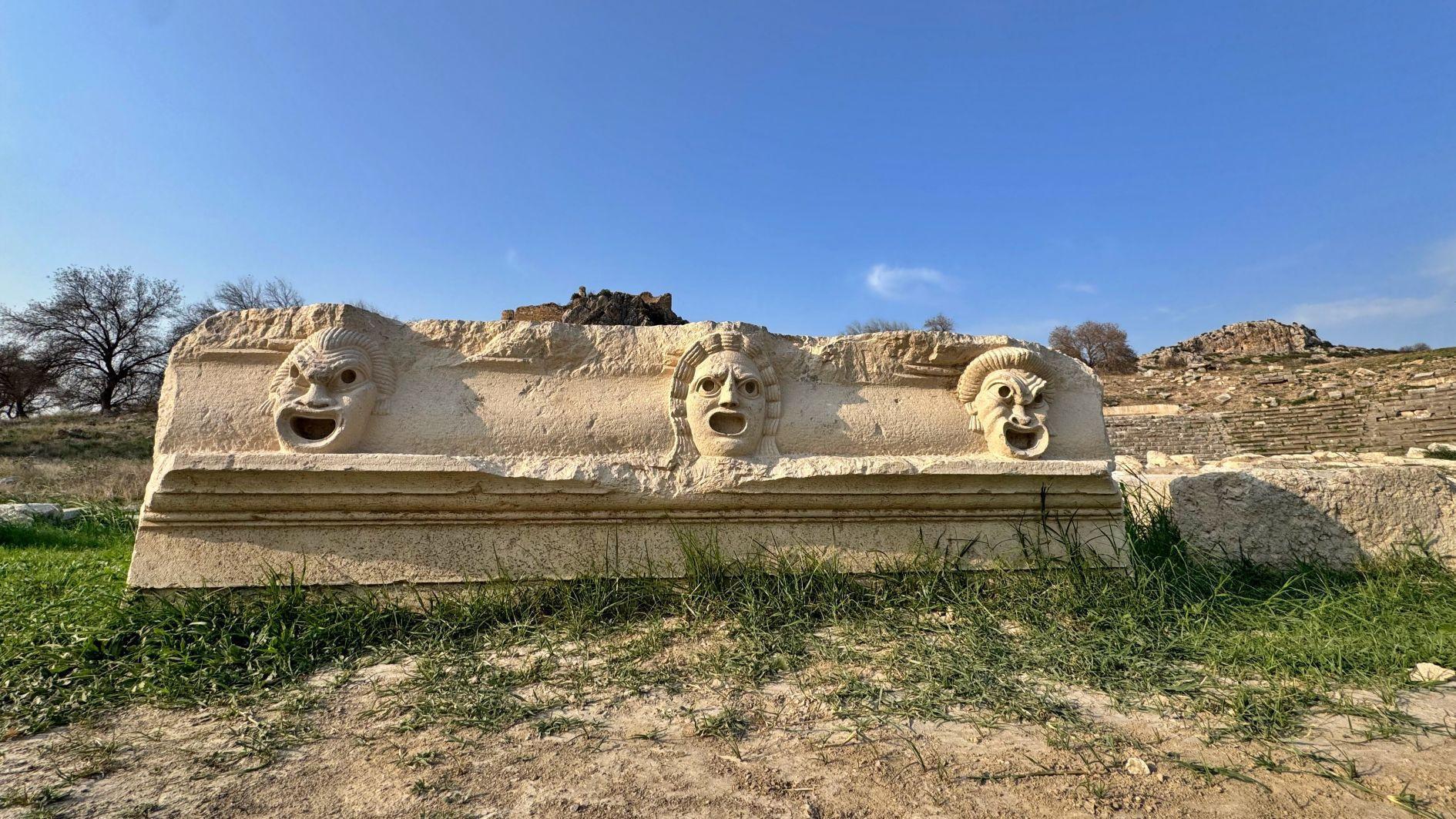 Kastabala Theater digs reveal new mask reliefs