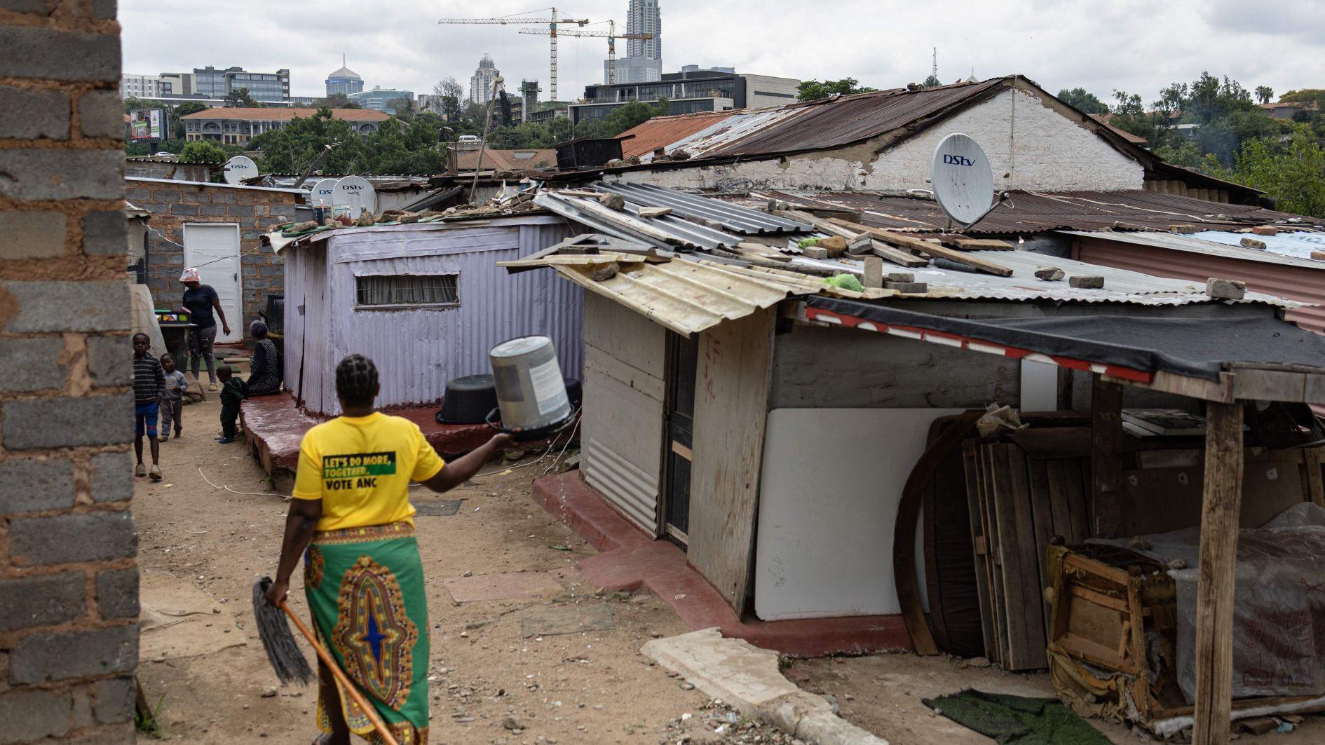 G20 billionaires could end world poverty in a year: Oxfam