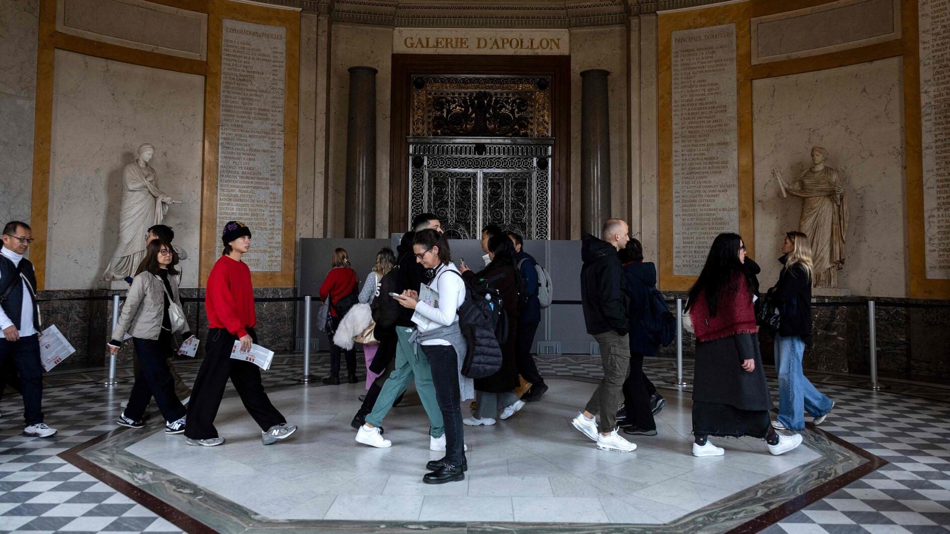 Embattled Louvre boss announces new security measures after heist