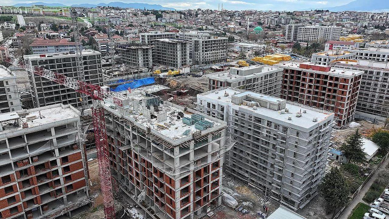 Construction output hits historic peak in September