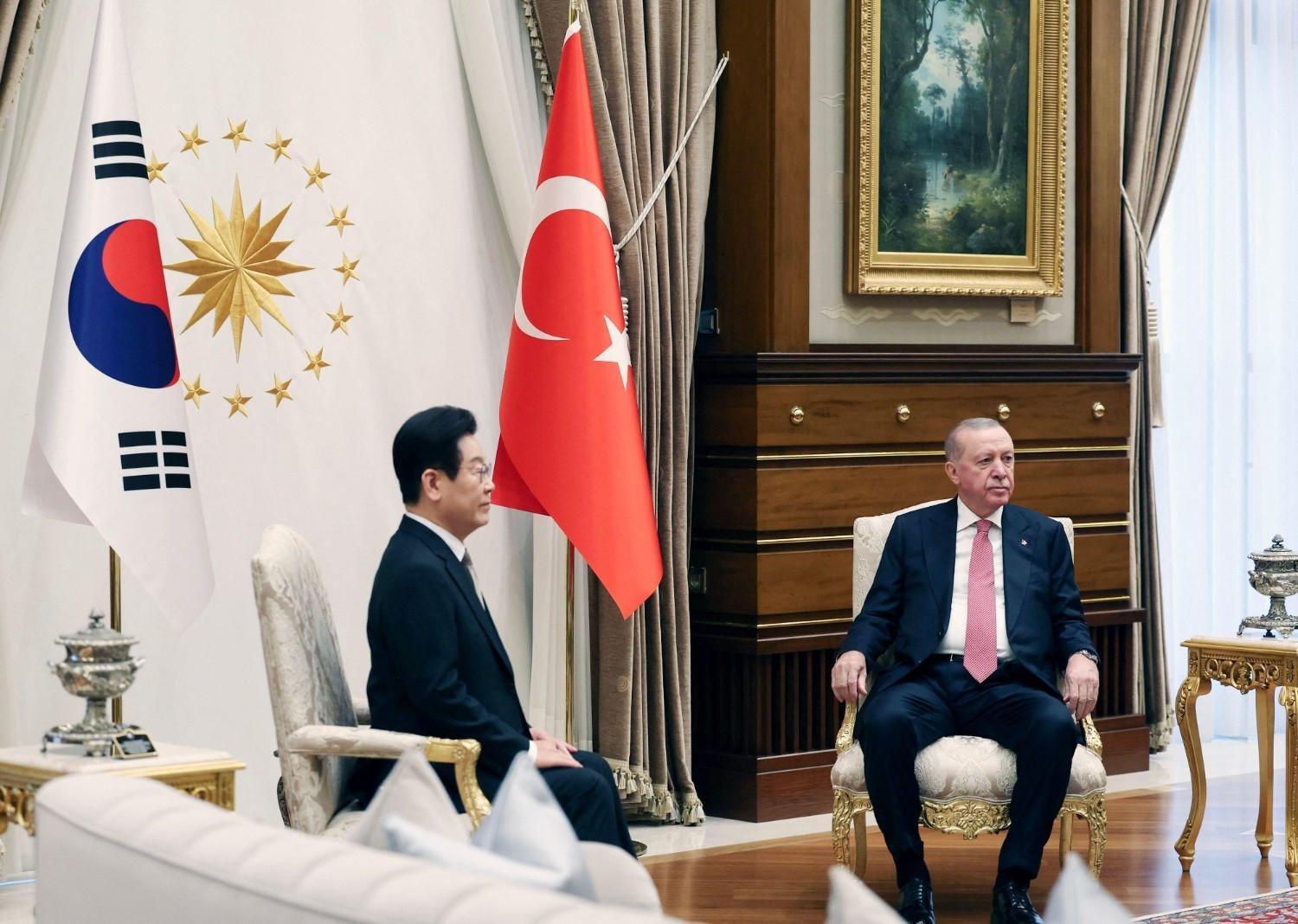 Türkiye, South Korea sign 3 deals including nuclear cooperation