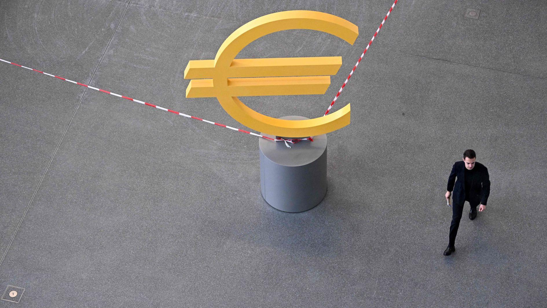 Growth in stablecoins needs close monitoring: ECB