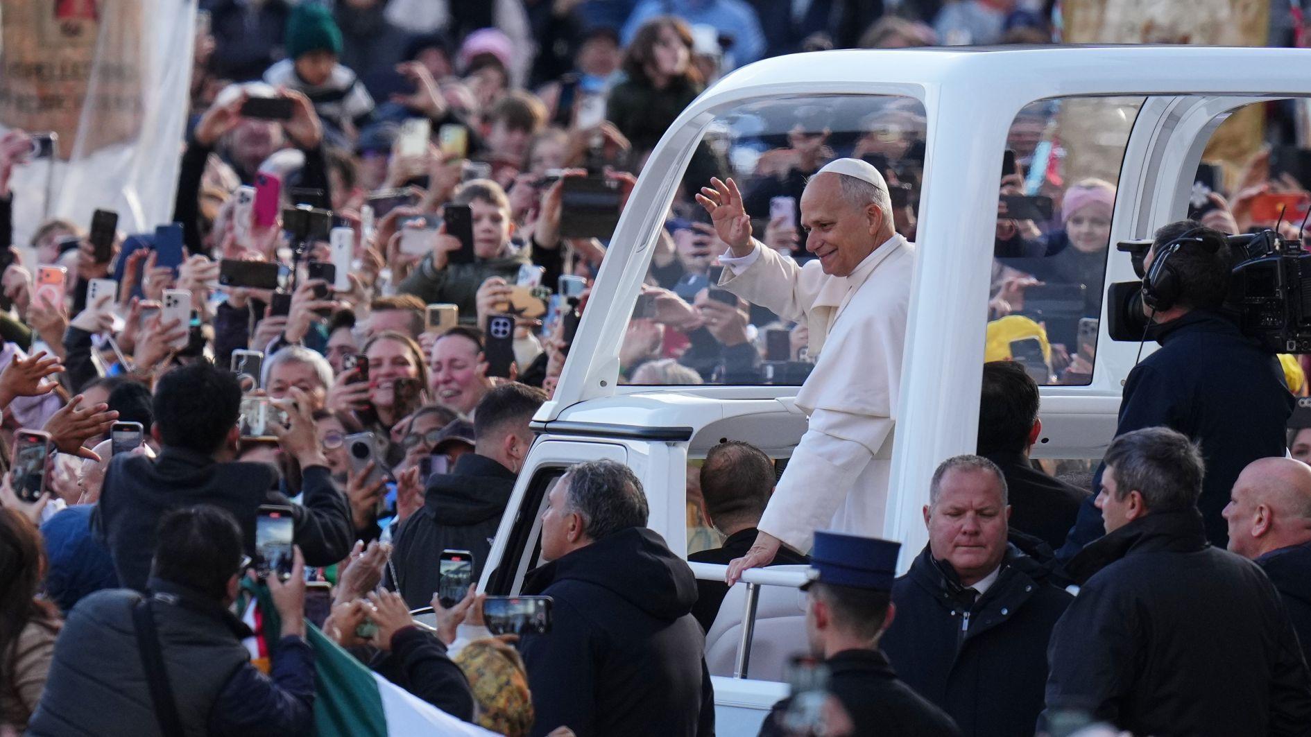 Pope due in Turkish capital for 1st foreign trip with focus on Mideast peace