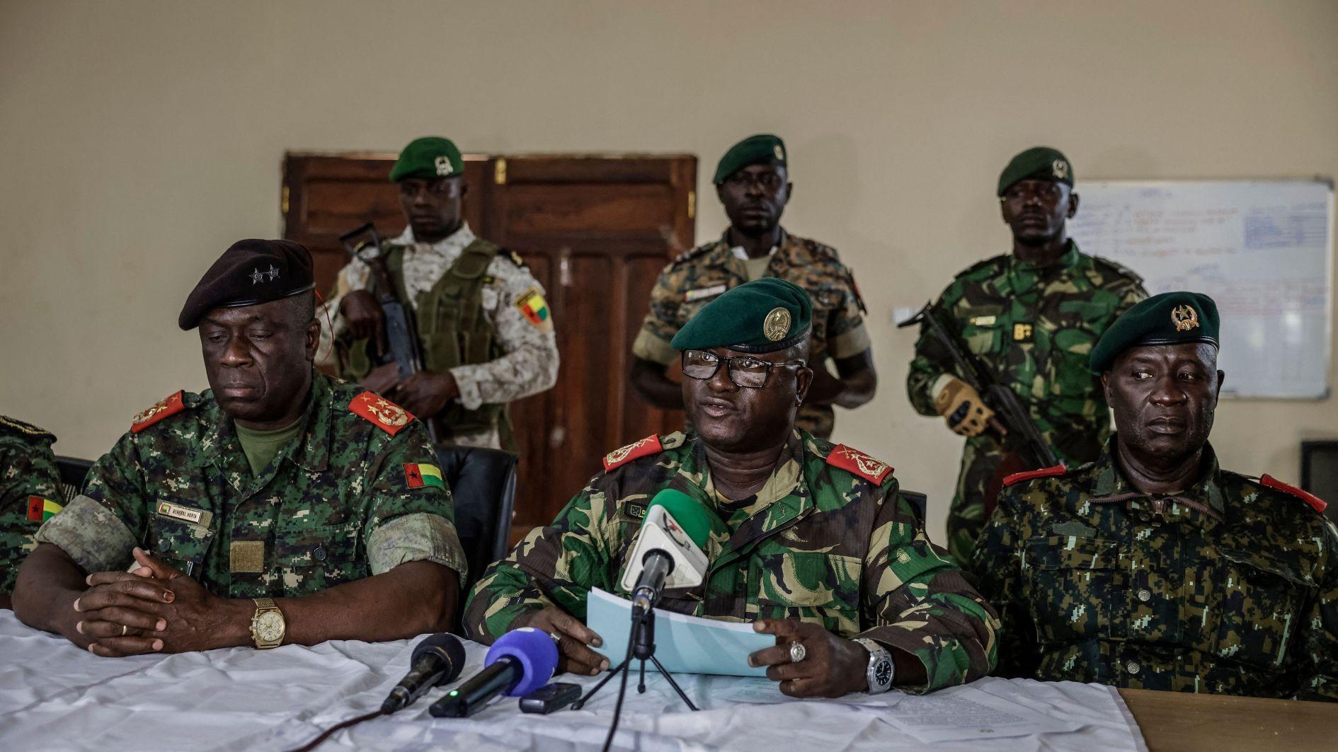 G.Bissau rocked by coup, presidents arrest