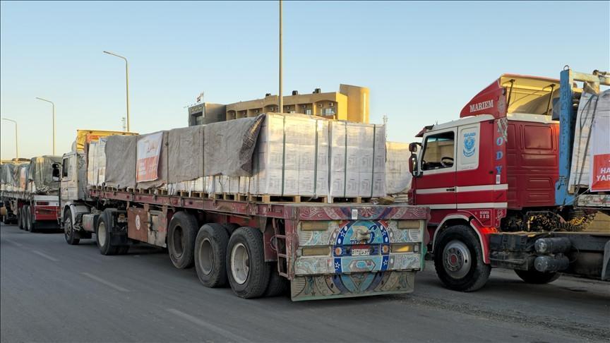 Only 1 out of 8 aid movements facilitated into Gaza for a day, UN says