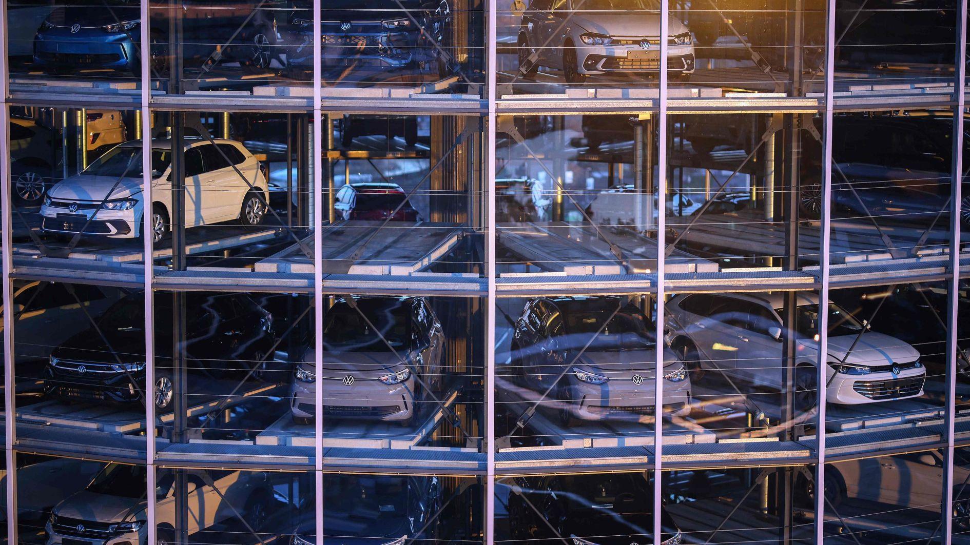 EU vows flexibility for embattled auto sector