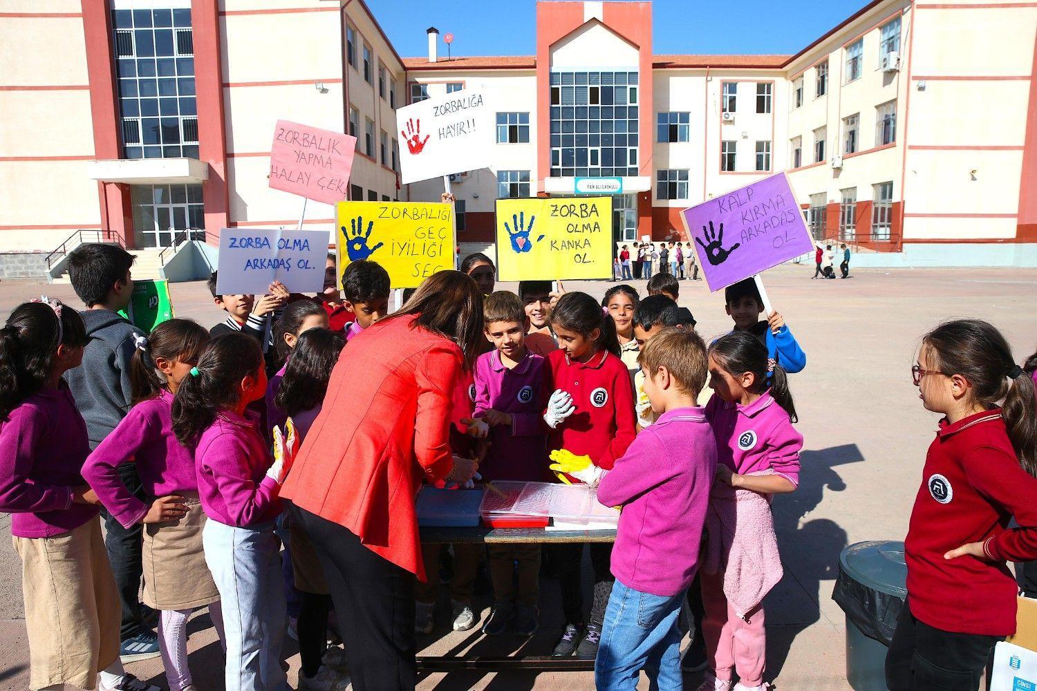 Three ministries collaborate to combat bullying in schools