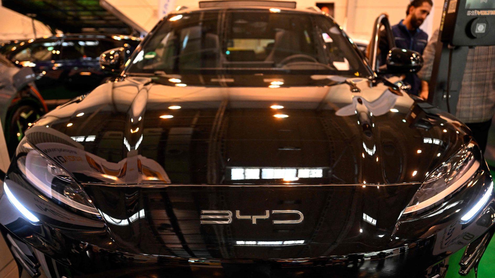 Weak EV sales in Germany put carmakers under pressure