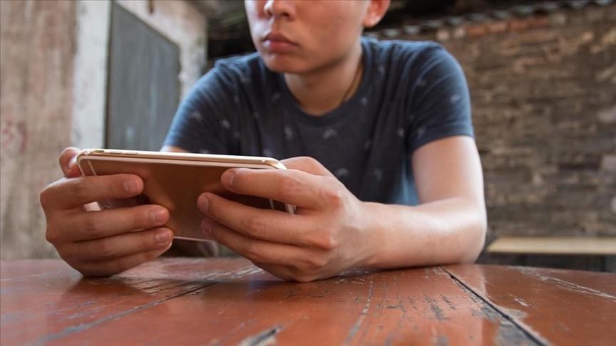 Türkiye weighs under-15 ban in social media regulation for minors