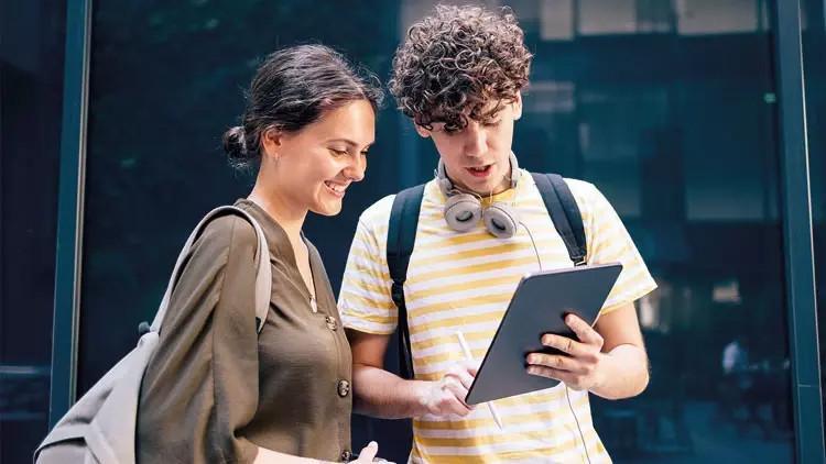 Öğrencilere ÖTVsiz elektronik düzenlemesi Meclis’ten geçti mi Öğrencilere ÖTV ve KDV’siz iPhone, Samsung, PlayStation 5 fiyatı ne kadar olacak Öğrencilere ÖTVsiz elektronik düzenlemesi Meclis’ten geçti mi Öğrencilere ÖTV ve KDV’siz iPhone, Samsung, PlayStation 5 fiyatı ne kadar olacak