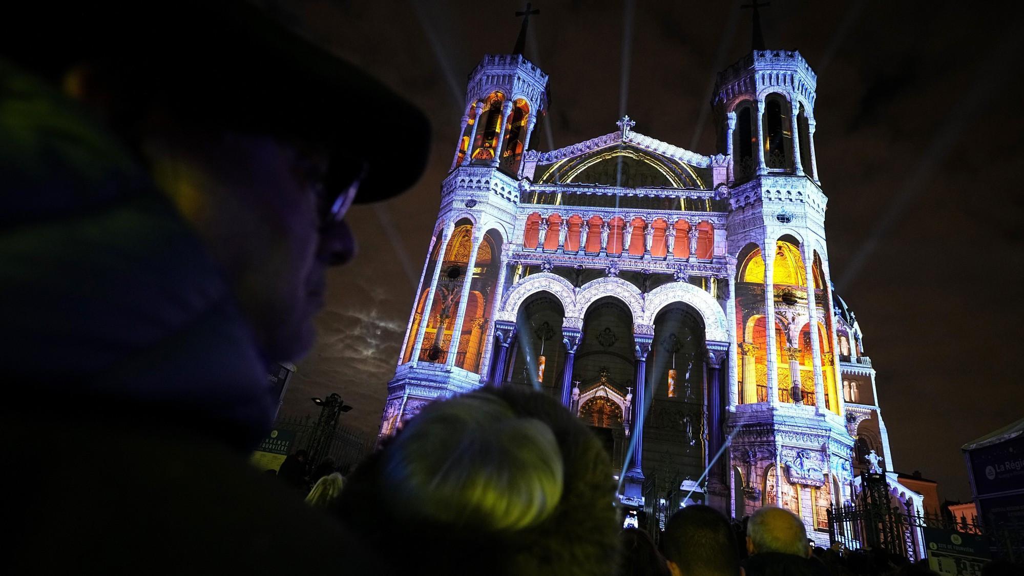 11 million flock to Notre-Dame in a year