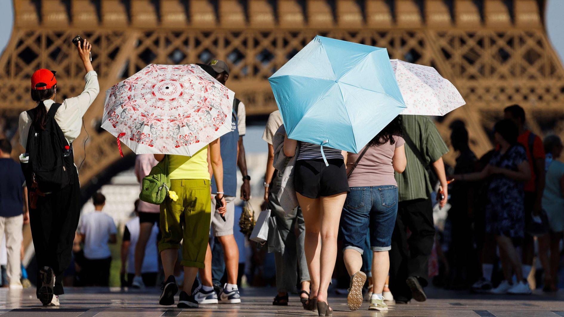 2025 on track to tie second hottest year on record