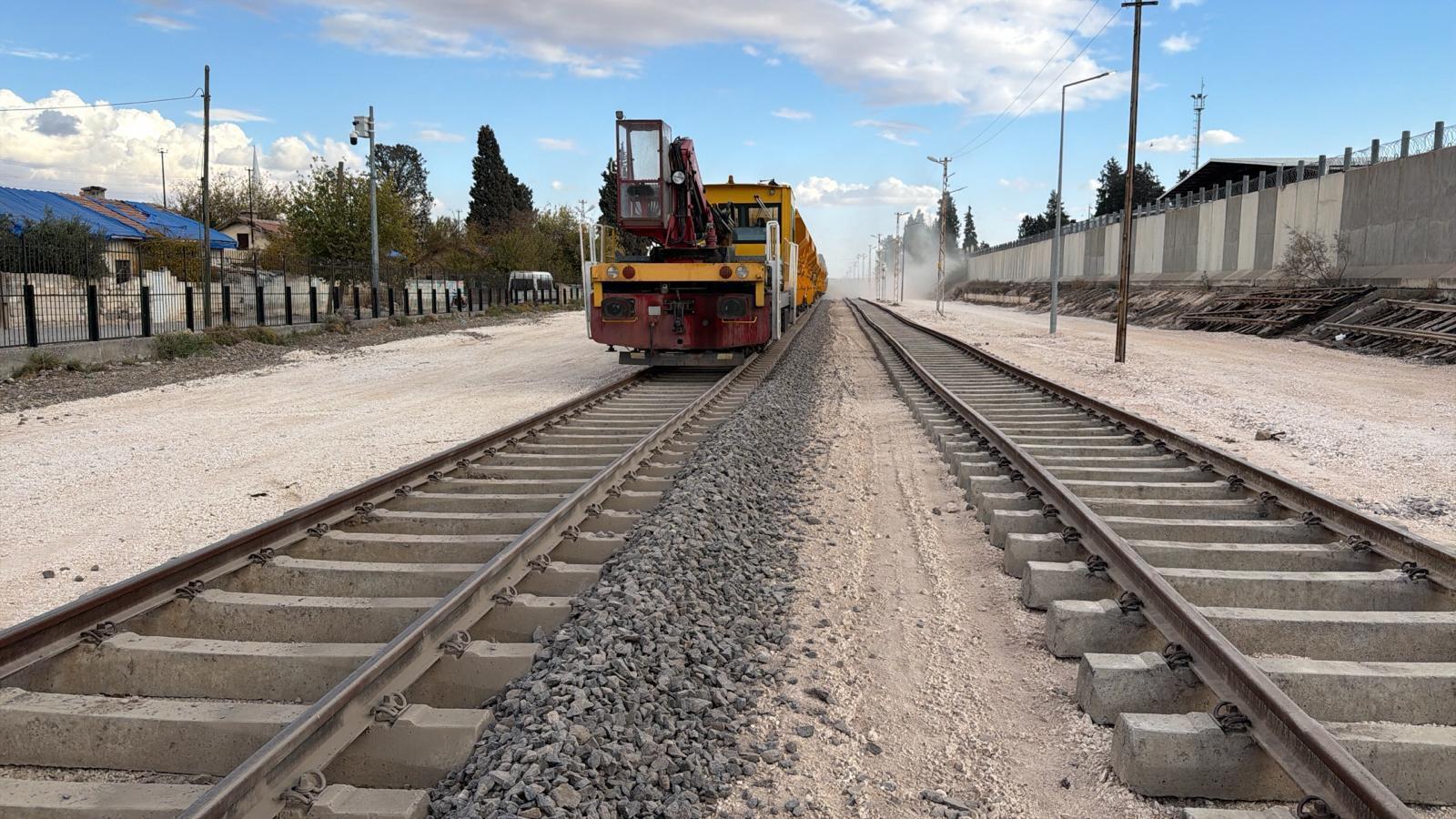Türkiye targets early-2026 reopening of 350-km railway along Syrian border