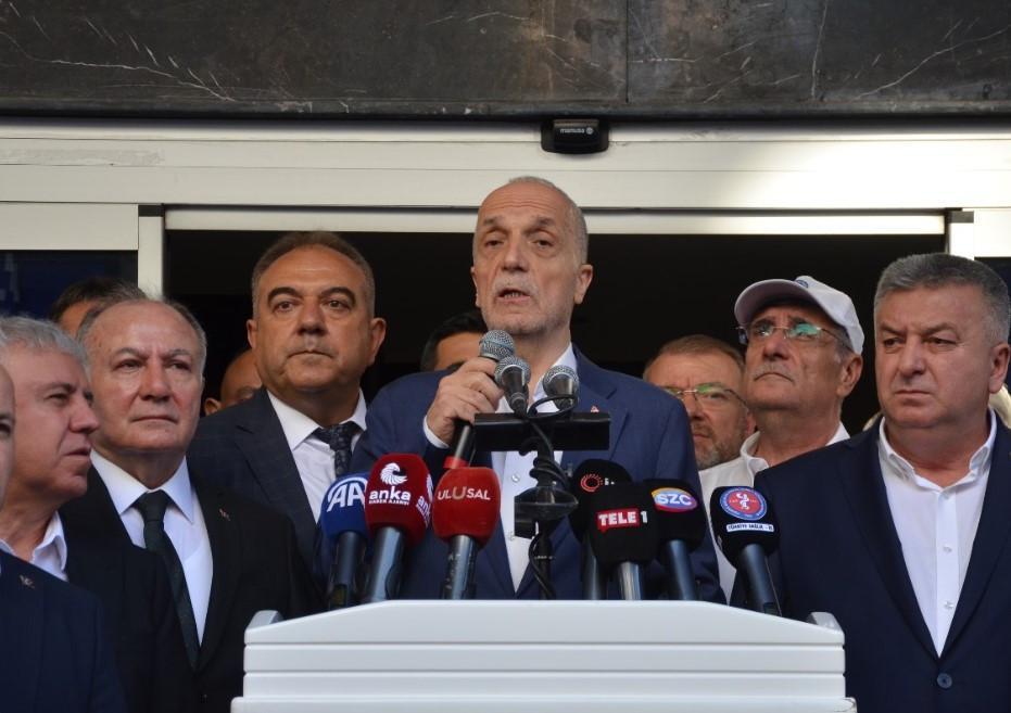 TÜRK-İŞ, 2026 YILI ASGARİ ÜCRET TESPİT KOMİSYONU ÇALIŞMALARINA KATILMAYACAKTIR TÜRK-İŞ, 2026 YILI ASGARİ ÜCRET TESPİT KOMİSYONU ÇALIŞMALARINA KATILMAYACAKTIR