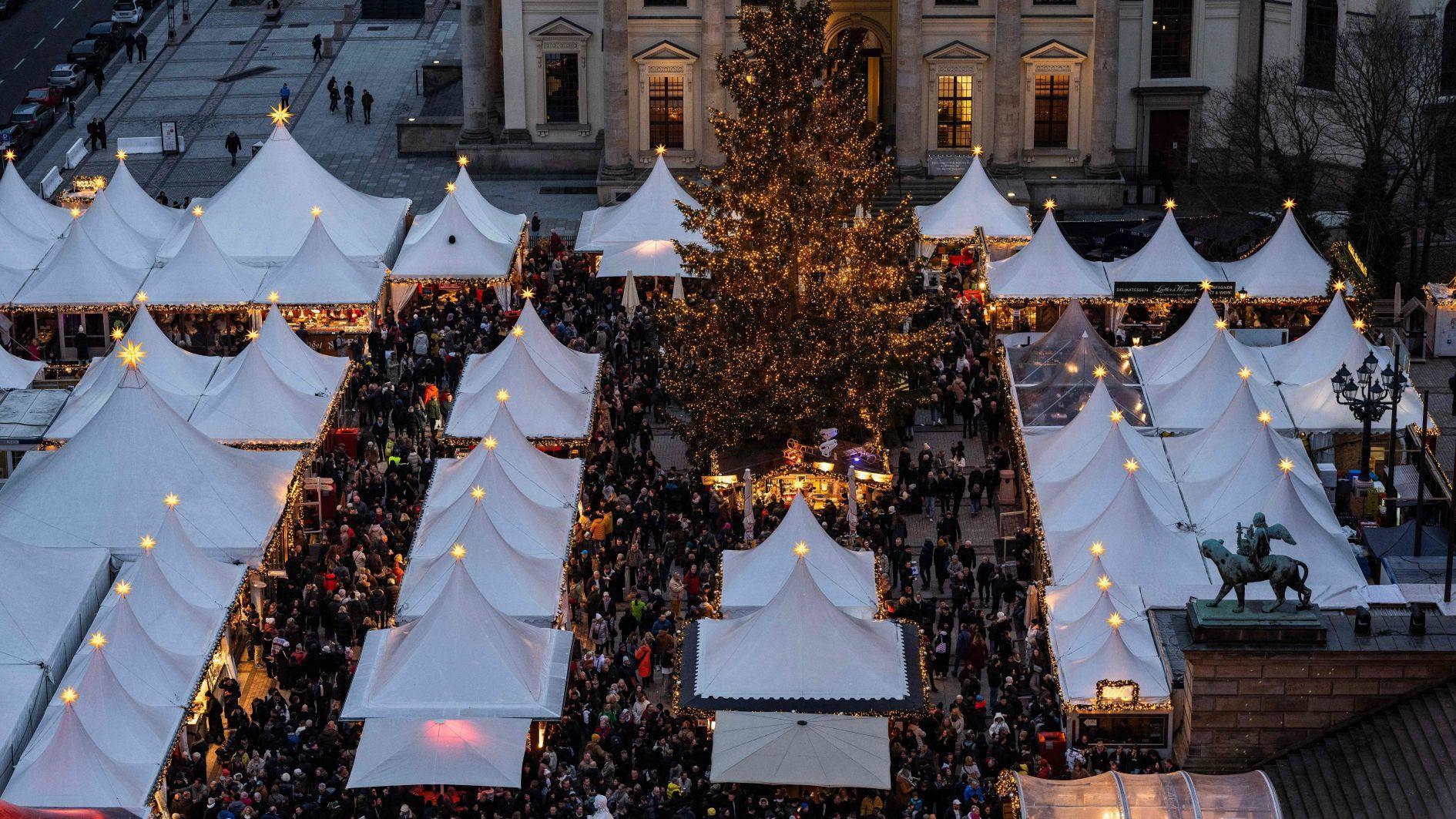 Germany says foiled plot to attack Christmas market