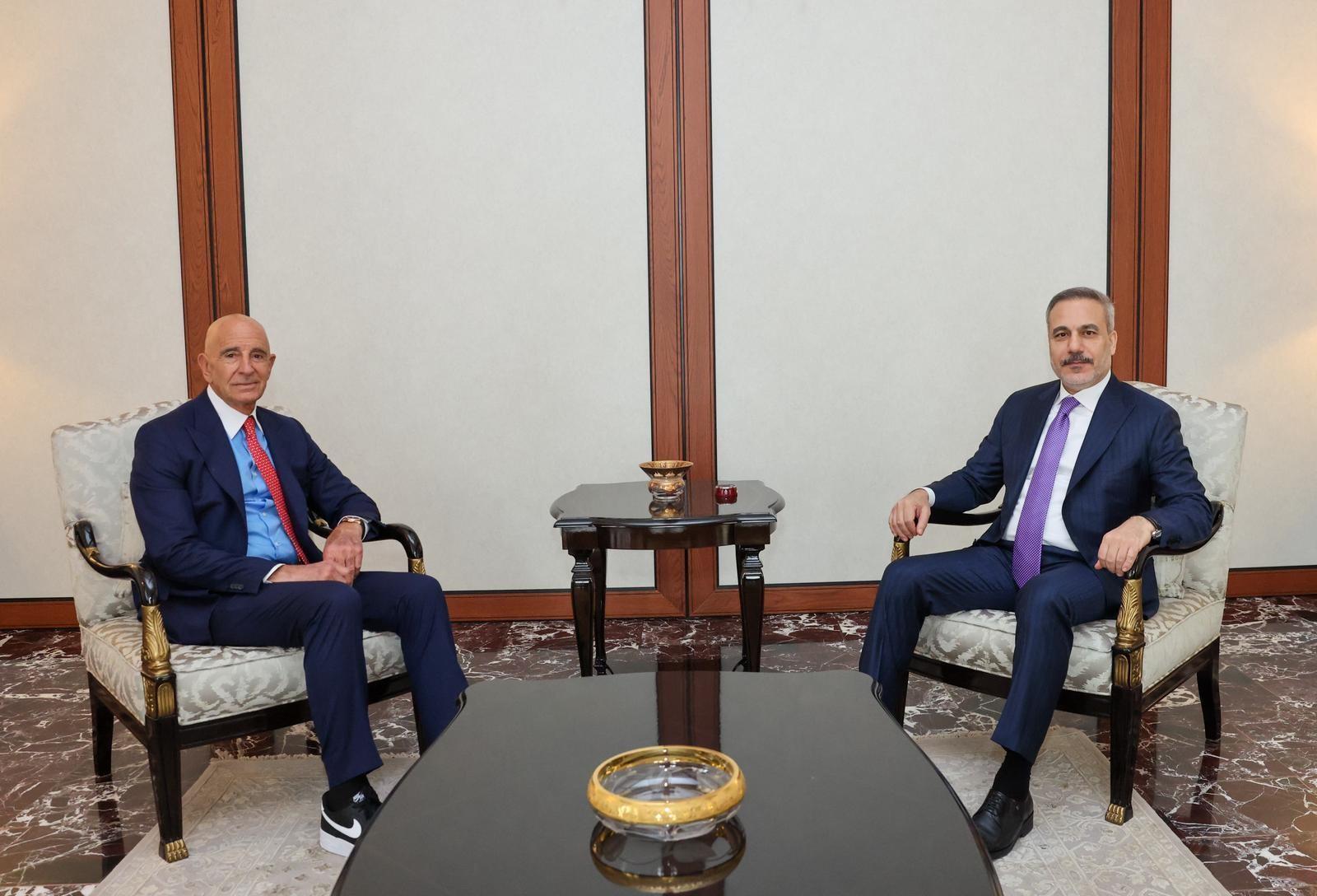 Turkish FM meets US envoy after Israel visit