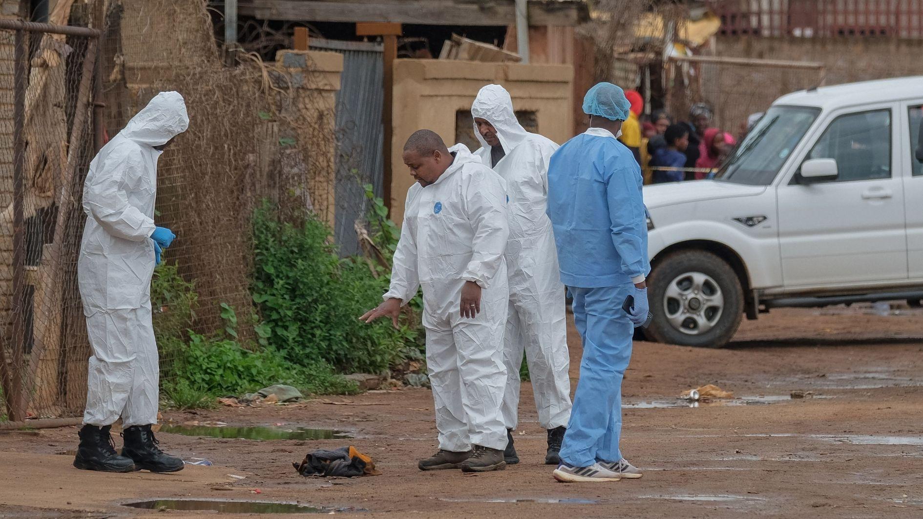 Gunmen kill 10, wound 10 in South Africa bar attack