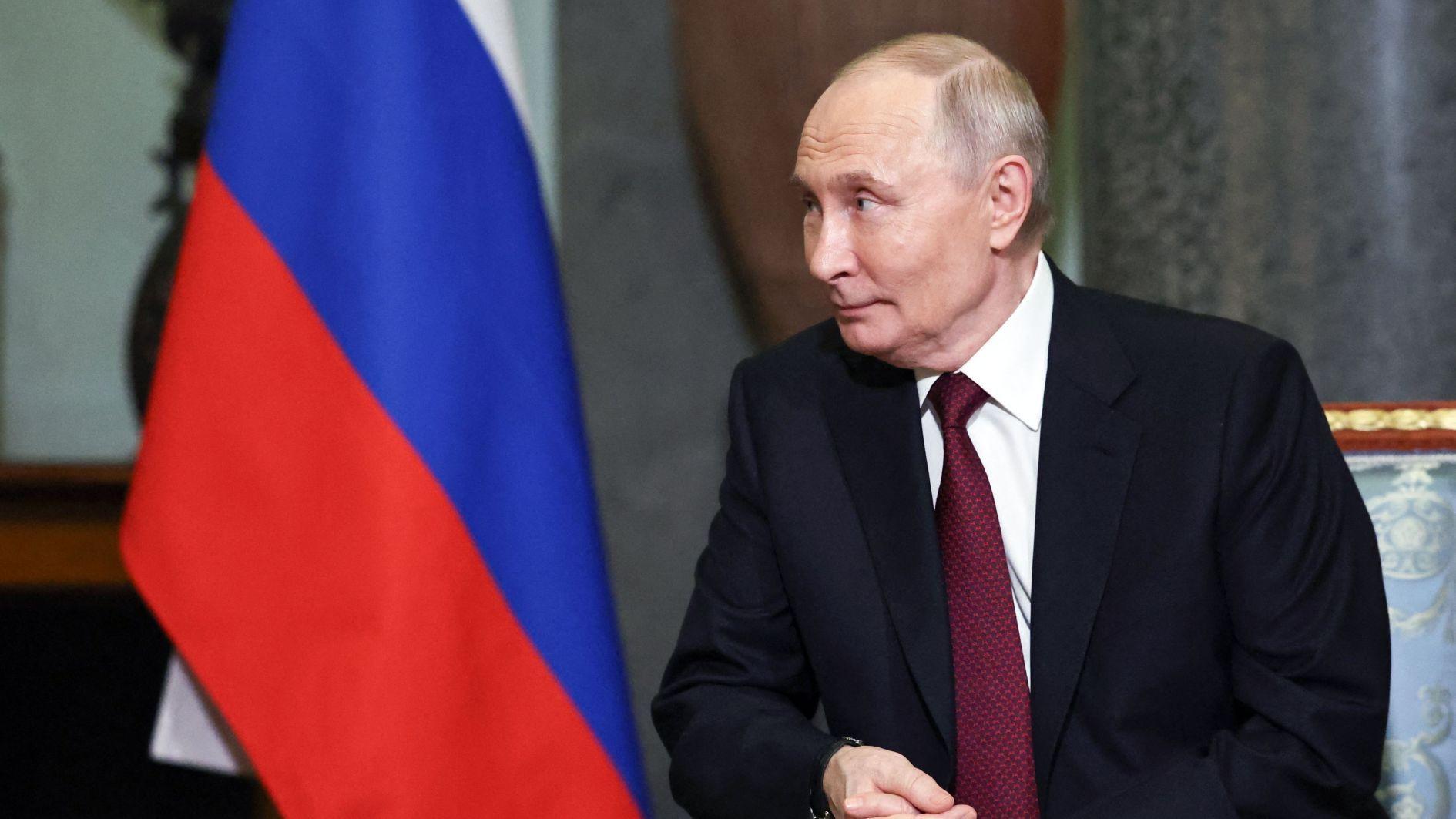 Putin meets with Syria’s foreign, defense ministers in Moscow