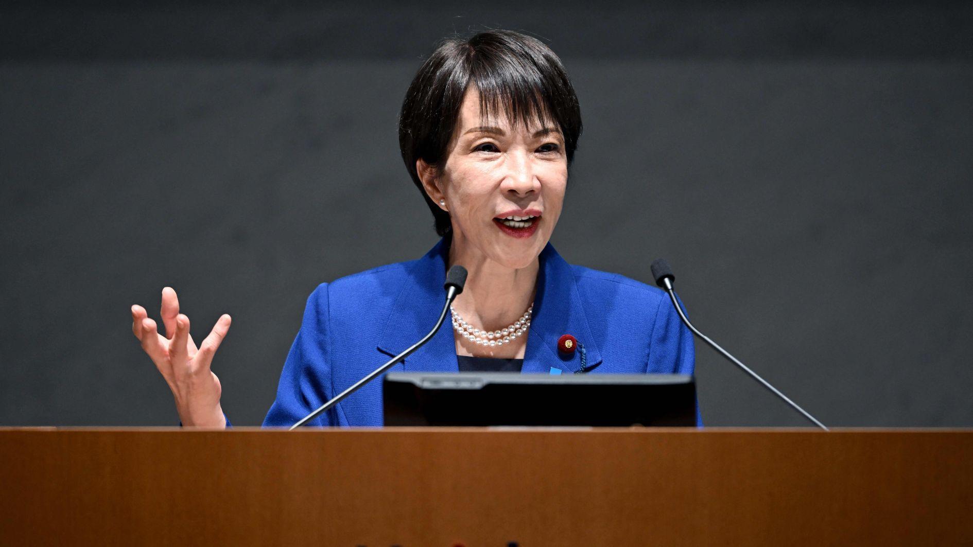 Japan government approves record 122 trillion yen budget