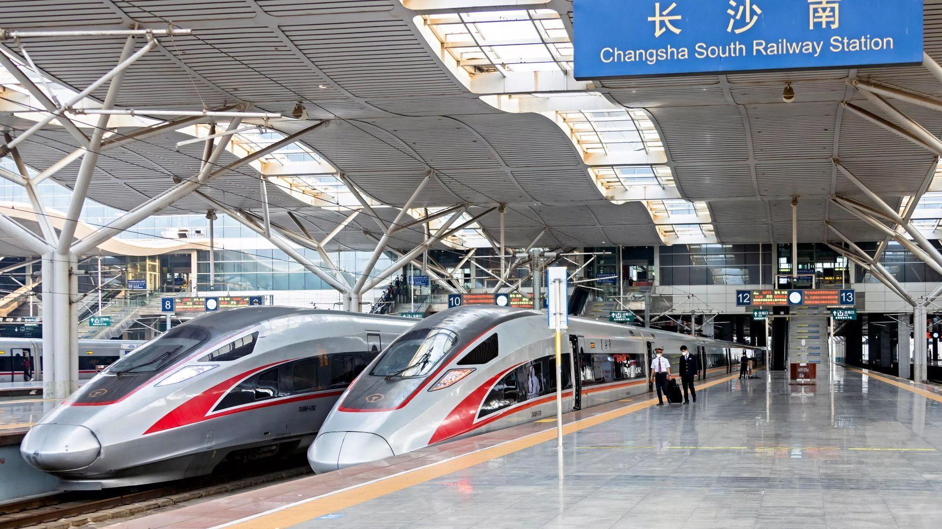 China's high-speed rail network passes 50,000-kilometer mark