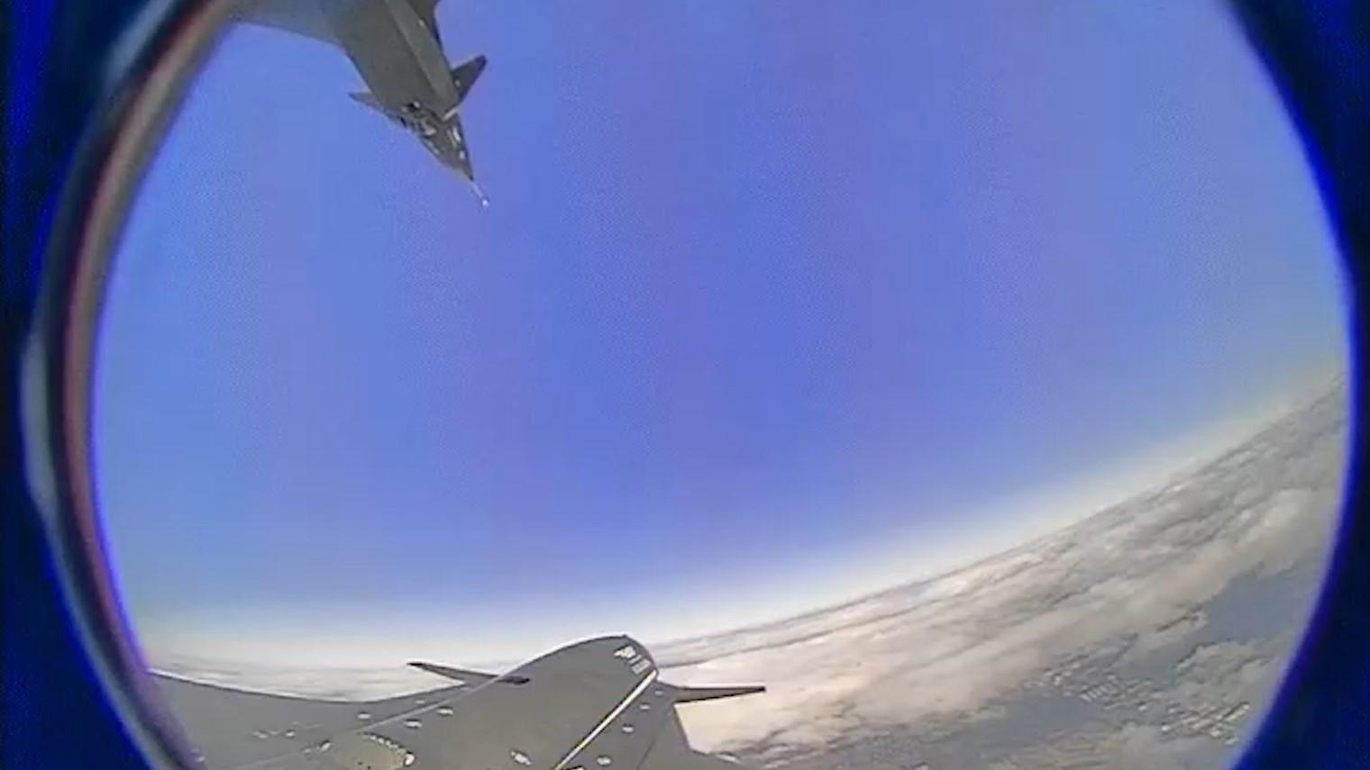 Türkiye’s Kızılelma achieves world 1st autonomous close-formation flight