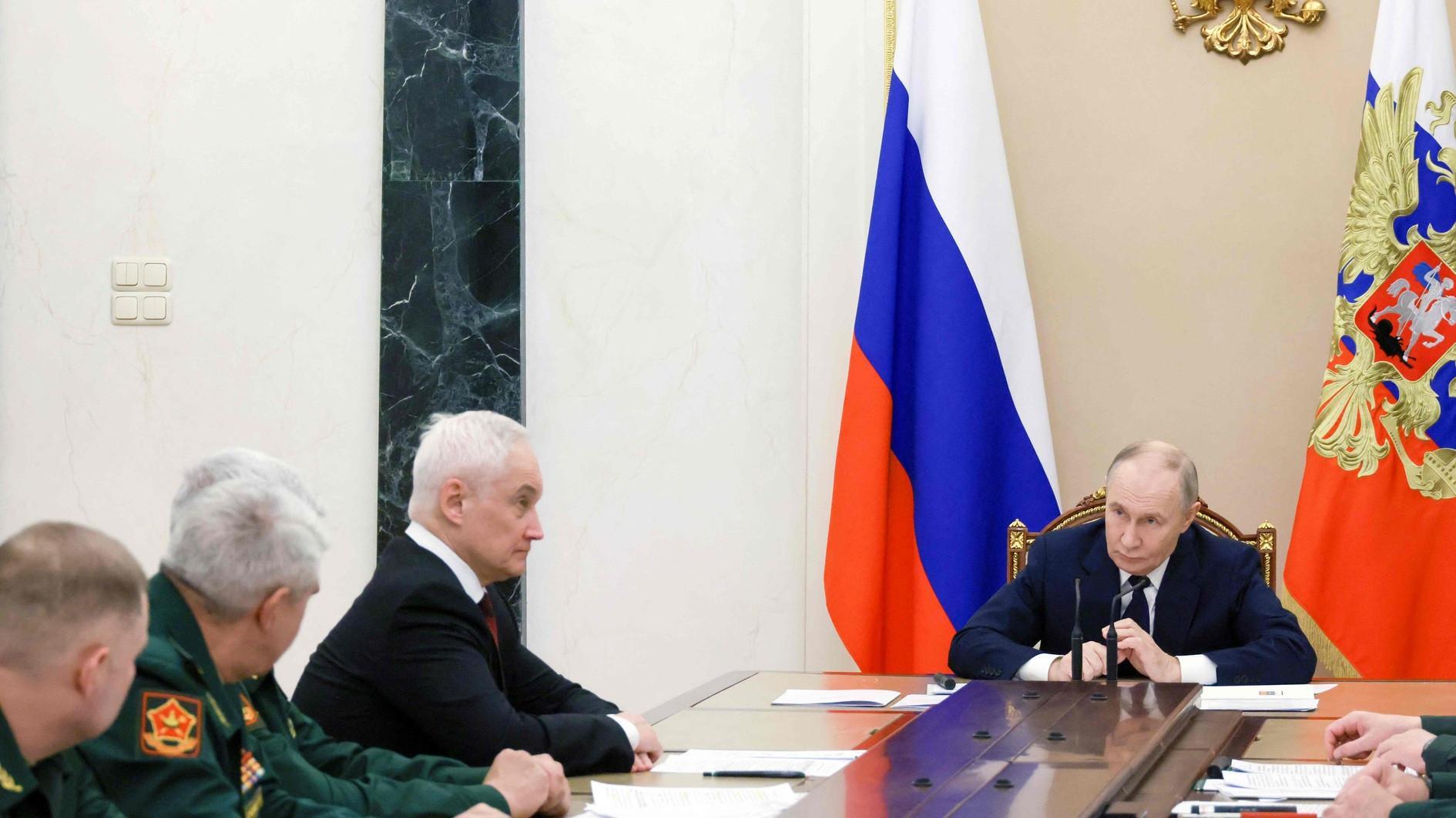 Moscow says Kiev fired drones at Putin residence