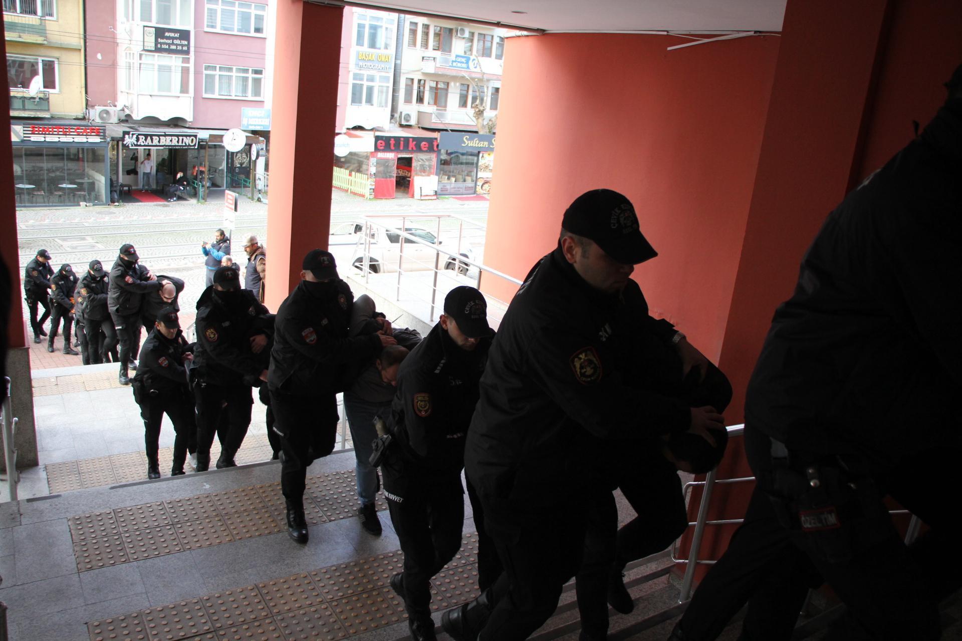 Türkiye arrests dozens of suspected ISIL members in new raids