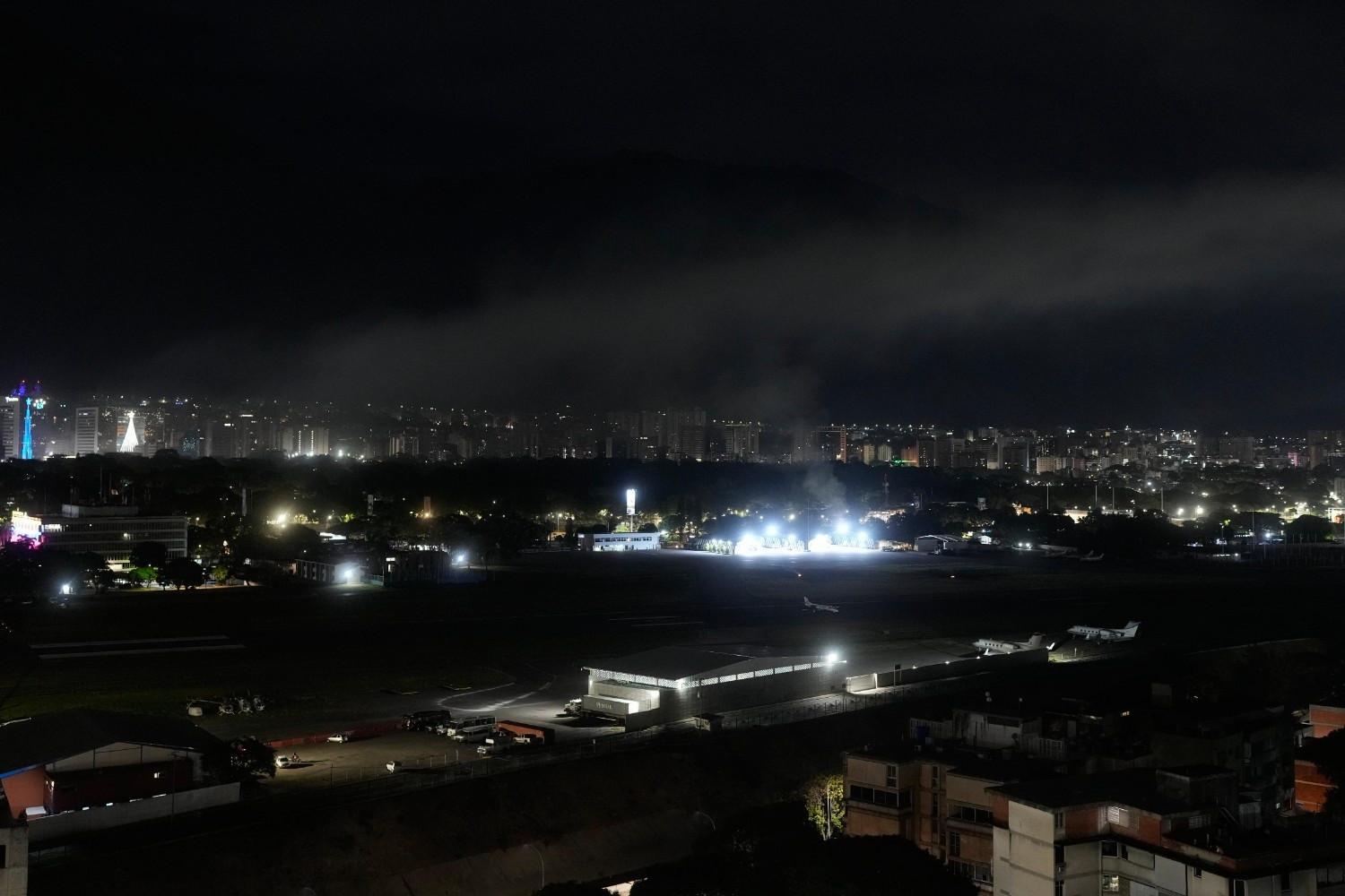 Explosions heard in Venezuela's capital